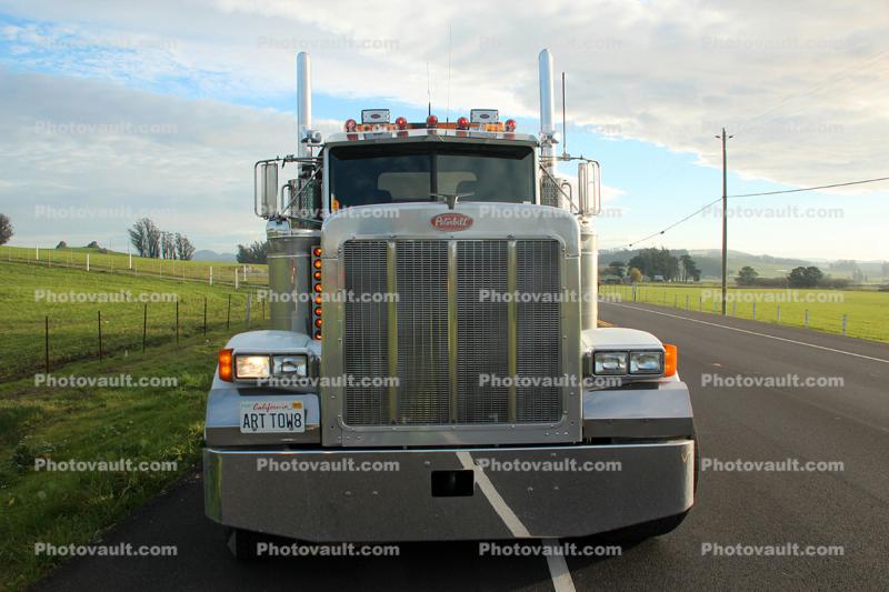 Peterbilt Heavy Duty Tow Truck, towtruck, Sonoma County