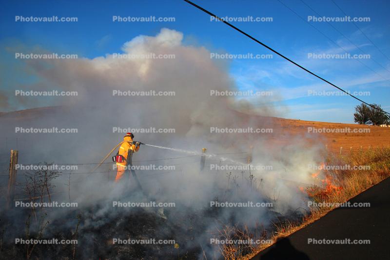 Pyrocumulus Cloud, Flammagenitus, Cumiliform, Lou Stoerzinger, flames, fence, fireman, firefighter