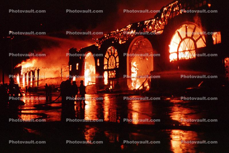 Pier 30 fire, San Francisco