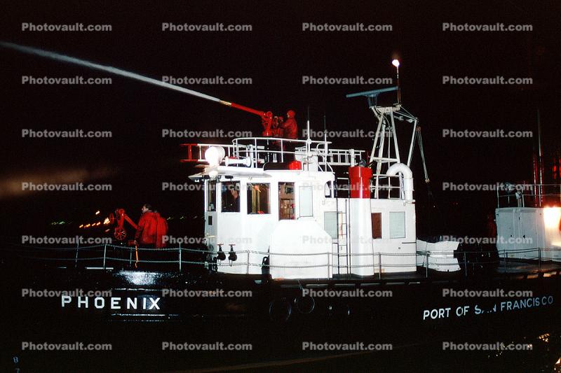 fireboat Phoenix, Pier fire, San Francisco, fireboat-Phoenix
