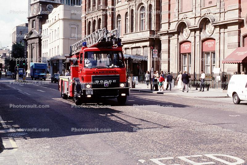Dodge Fire Truck, Carmichael, Brasserie Lynn, street, buildings, London