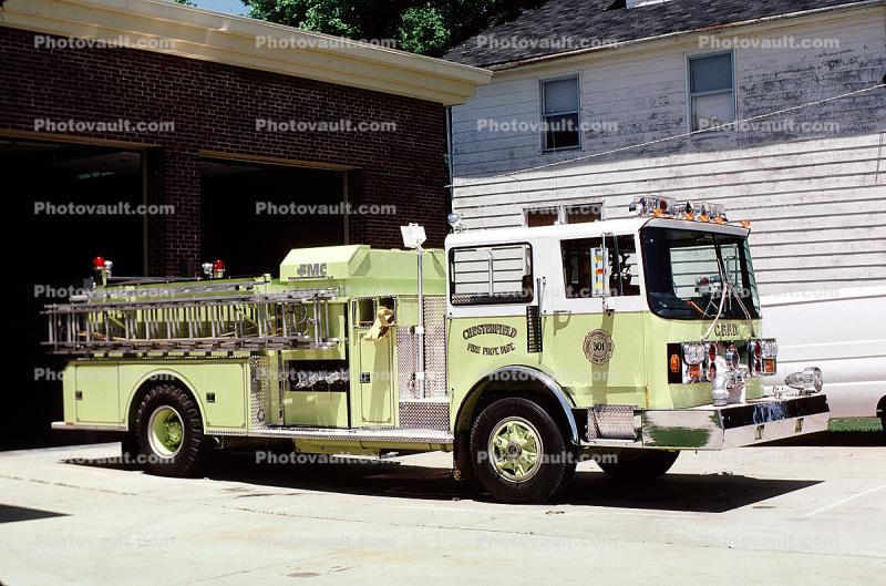 Fire Engine, Chesterfield Fire Prot. Dist., 301, FMC Pumper, Missouri