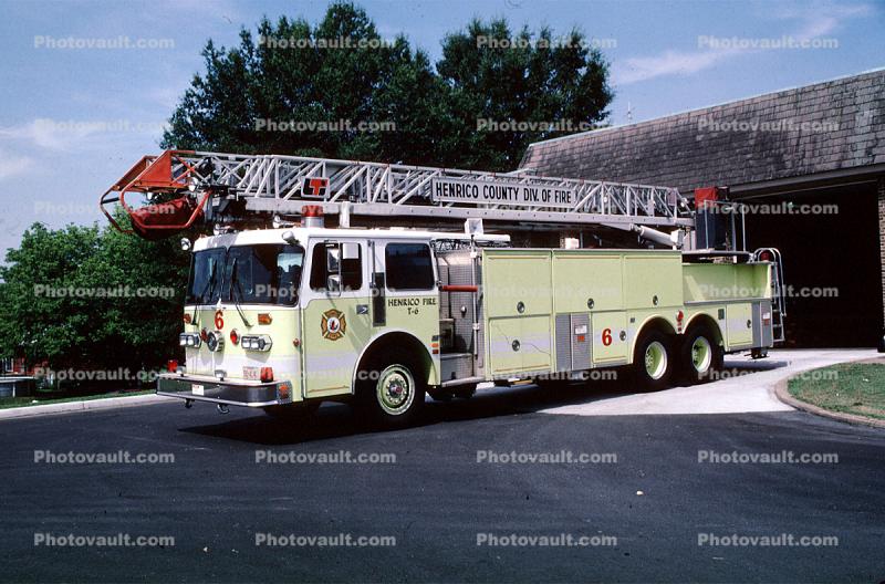 Hook and Ladder Truck, Henrico County Div. of Fire, Virginia