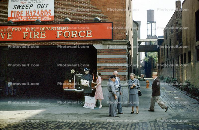 Fire Station, Ellferth's Alley, alleyway, October 1953, 1950s