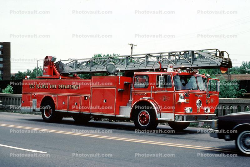 Des Plaines Fire Department, Seagrave Truck, Ladder, Illinois, 1950s