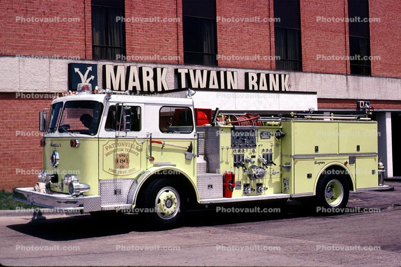 Pattonville Bridgeton Terrace Fire Prot. Dist., Seagrave Fire Engine, Pattonville, Missouri, Mark Twain Bank building, 1950s