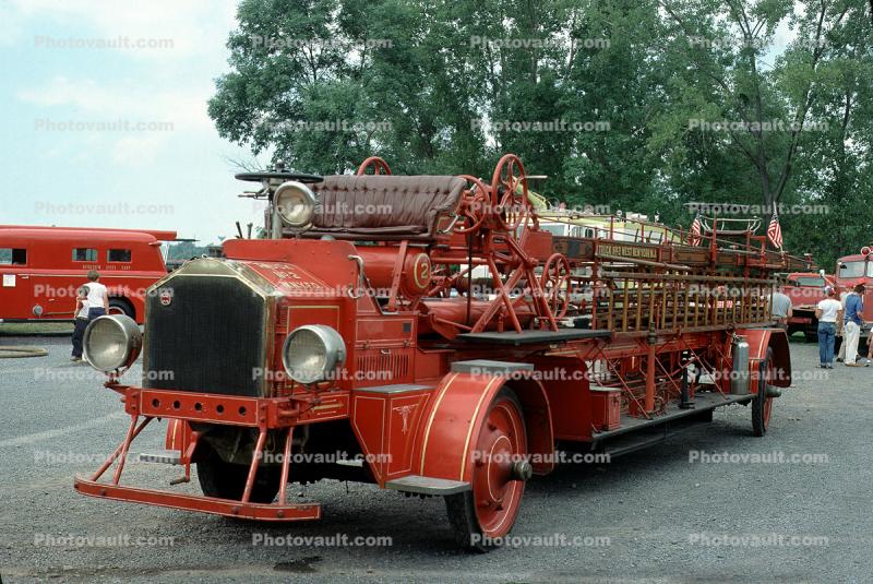 American LaFrance Type 31-6, Alf Front-drive Aerial Ladder, West New York, New Jersy, Liverpool New York, hand crank starter, 1920's