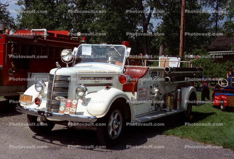 1948 Mack Truck Pumper Model 45, Mohegan Fire Department, Liverpool New York, 1940s
