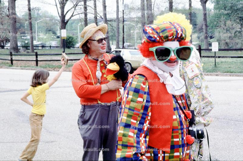 Clown with large glasses