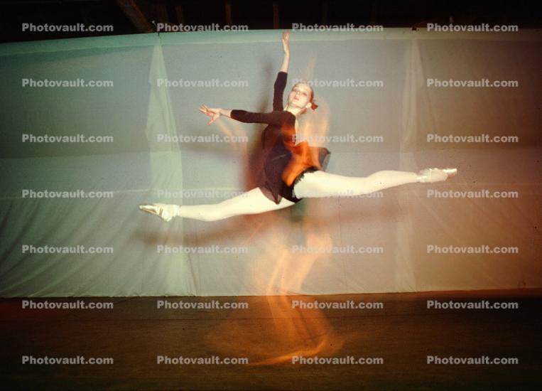 Ballet, Flying Ballerina Lady