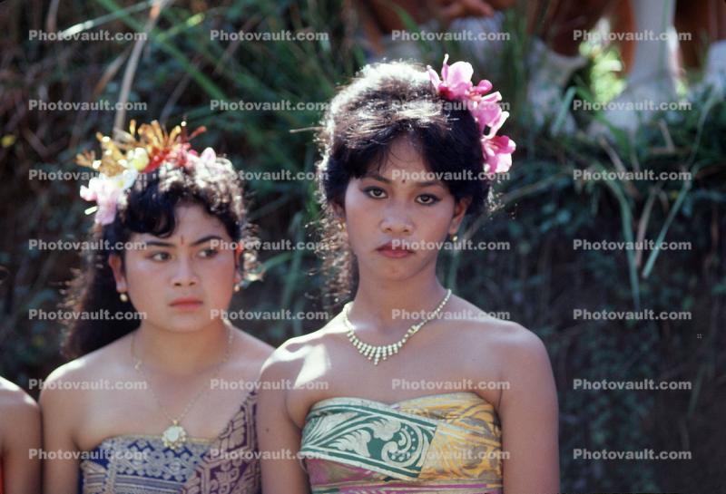 Women, Ubud, Bali
