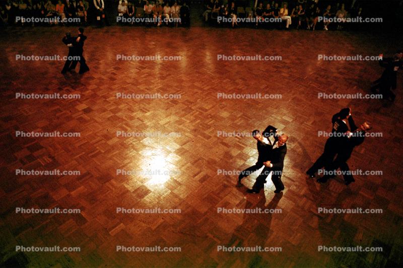 Ballroom Dance, Dancers
