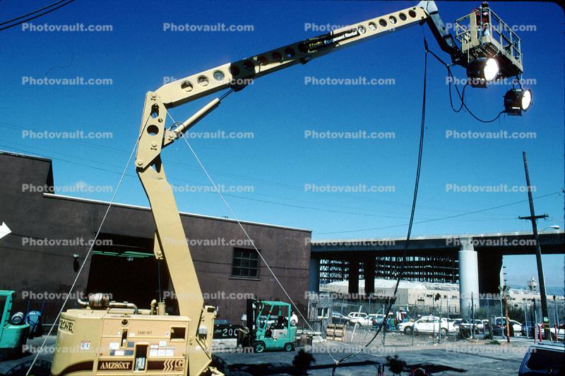 Light Cranes, Grove AMZ86XT, 80 ft 4x4x4 Articulated Knuckle Boom, ManLift, 1045 17th street, Potrero Hill