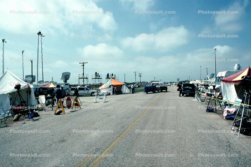News Media camp for the Waco siege, Tents, vans, 1993