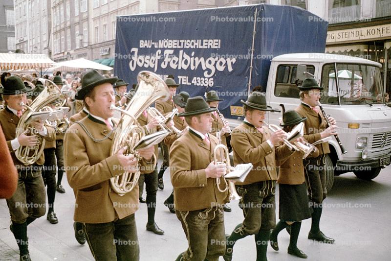 German Oompa Band, Orchestra, Baritone, Trumpet, Tuba, Oom-pah, Oompah or Umpapa
