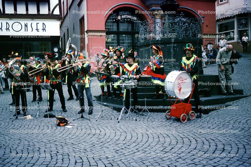 Trombones, Tuba, Trumpet, Clarinet, Drum, Oktoberfest Band Concert, Oompa Band, Bernkastel-Kues, on the Middle Moselle, Bernkastel-Wittlich, Rhineland-Palatinate, Germany, Oom-pah, Oompah or Umpapa
