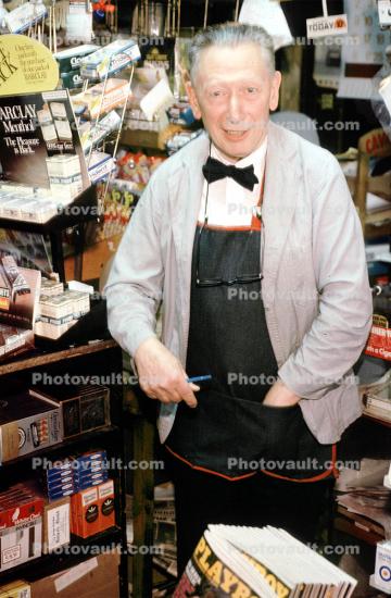 News stand, Newspaper Stand, Newstand