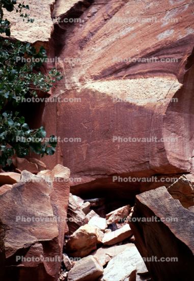 Petroglyphs, cliffs, rock, stone, Capitol Reef National Monument
