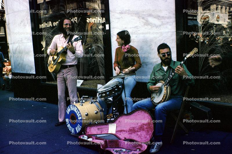 Banjo, Guitar, Drums, Band, Musicians, Singing, 1971, 1970s
