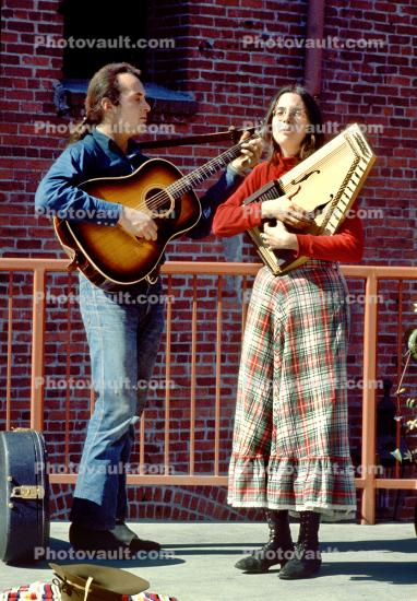 Guitar, Zither, Musicians, Singing, man, woman, 1971, 1970s