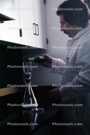 Erlenmeyer Flask, Laboratory, wine testing, Liquid, Vinter, lab technician