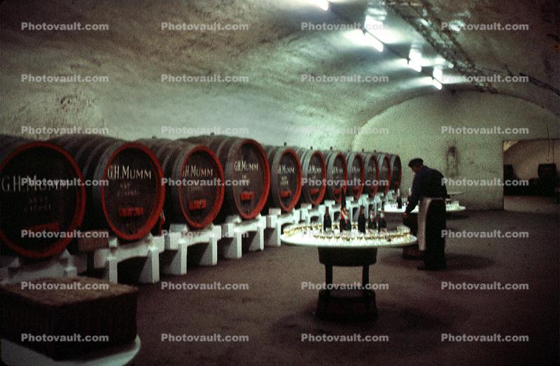 Barrels, Cellar, Rhiems, France, Wood, Wooden Barrels, Fermenting Tanks
