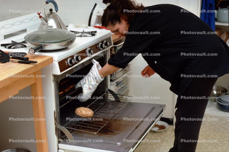 Stove, woman cooking, Baked Potatoes, hot, range, 1980s