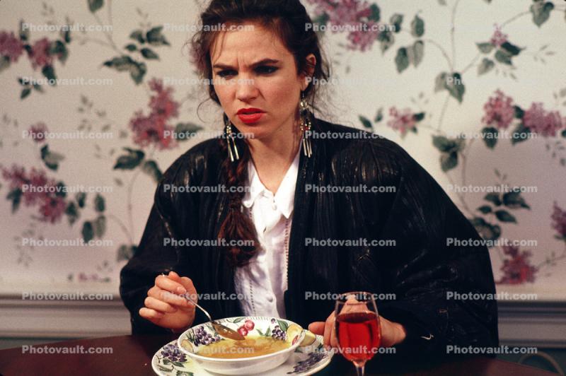 Woman Talking, Soup Bowl, wallpaper