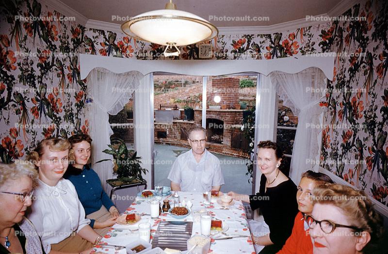 Family, Dinner Party, Table Setting, women, men, wallpaper, 1950s