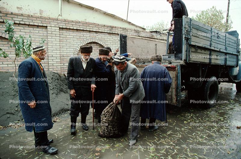 Truck, Potato, Sack, Men, Male, Samarkand, Uzbekistan
