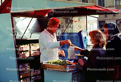 Shoppers, Fruit, Women, Man, Saint Petersburg