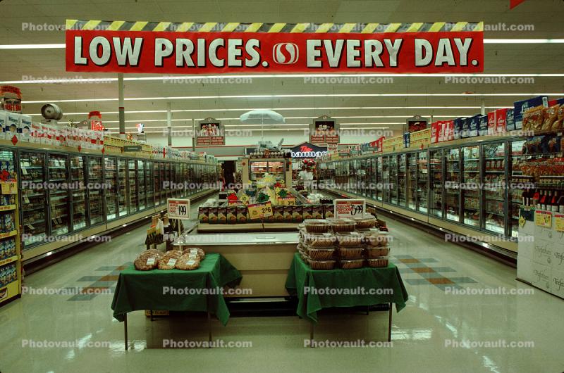 Frozen Foods Aisle, Supermarket Aisles