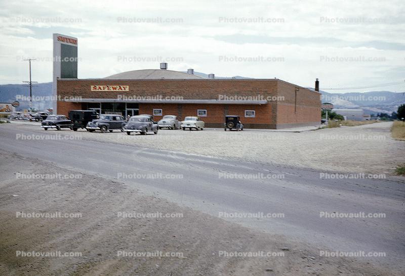 Safeway Supermarket, cars, 1950s