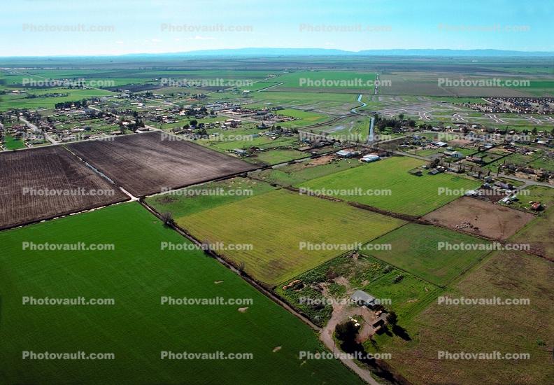 Farmlands west of Sacramento, Fields, patchwork, checkerboard patterns, farmfields