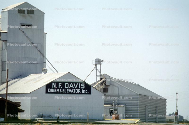 Drier and Elevator, south of Gustine, San Joaquin Valley, Central Valley
