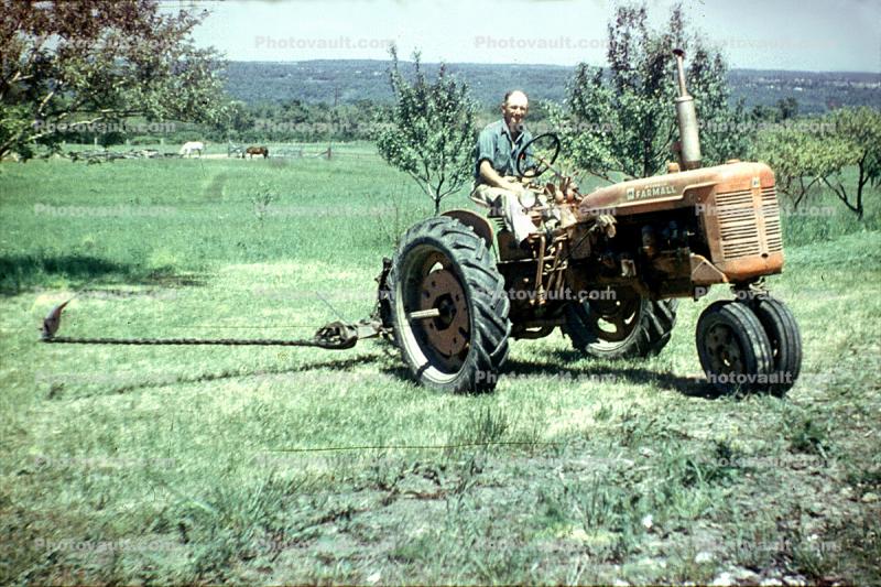 McCormick Farmall, Tractor, Farmer, 1940s