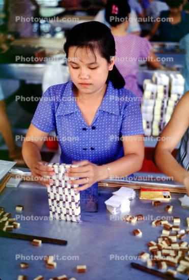 Woman, Coconut Candy Factory, Thanh Long