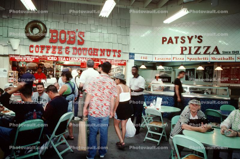 Bob's Coffee & Doughnuts, Patsy's Pizza