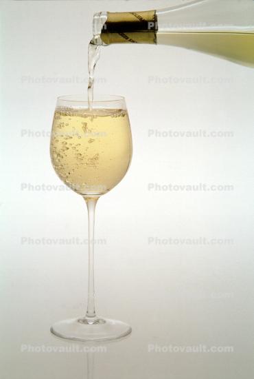 White Wine, bottle, pouring, bubbles, glass