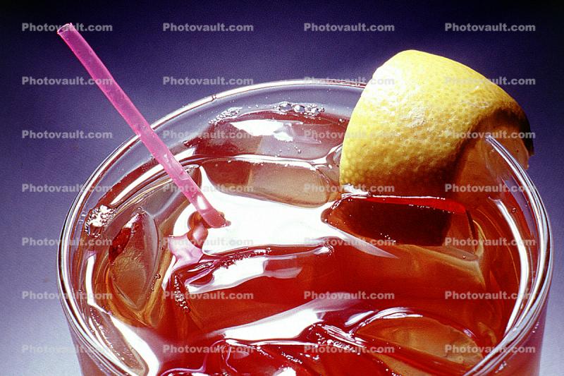 mixed drink, lemon, Long Island Iced Tea, glass, straw