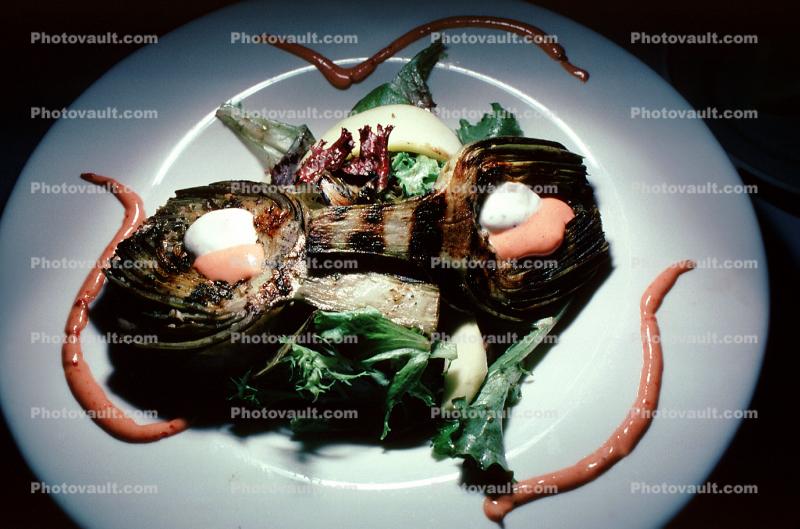 Grilled Artichoke, vegetable, plate