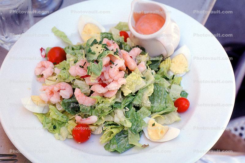 shrimp salad, thousand island dressing, romaine lettuce, boiled egg, radish