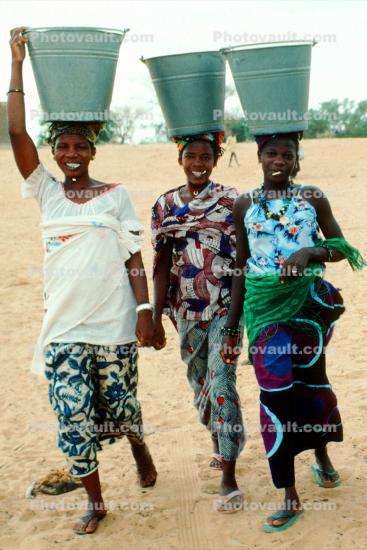 Dori, Women Carrying Water