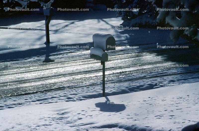 Mailbox, mail box, Snow, Cold, Ice, Frosty, Frozen, Icy, Snowy, Winter, Wintry