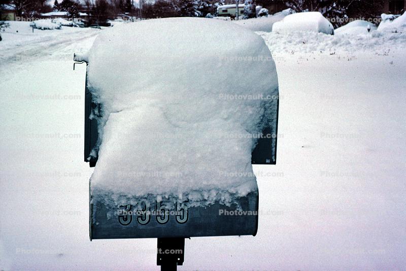 Mailbox, mail box, snow, ice, cold, Frozen, Icy, Snowy, Winter, Wintry