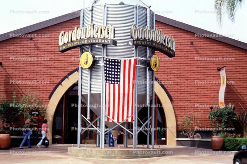 Gordon Biersch Brewery, Star Spangled Banner, Old Glory, USA Flag, United States of America