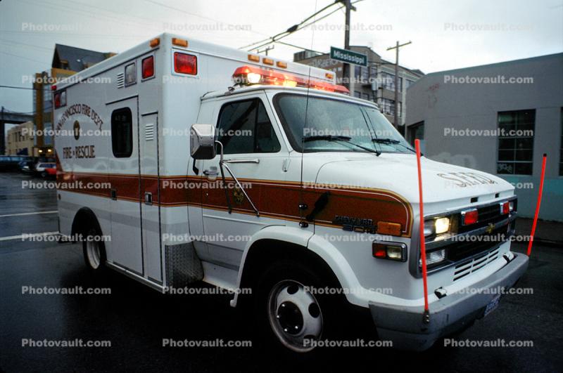 Ambulance, 17th street, Potrero Hill