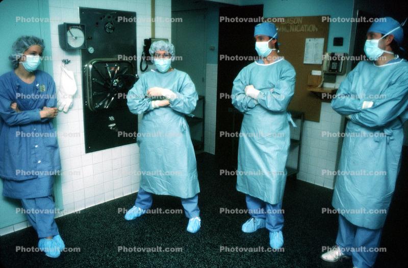 Operating Room, Doctor, Surgeon, Nurse, surgical gloves, mask, post operation