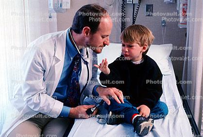 Doctor and Patient, Doctor, Patient, Nurse, Male, Man