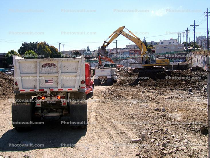 Dump Truck, Kobelco, Potrero Hill, San Francisco, diesel
